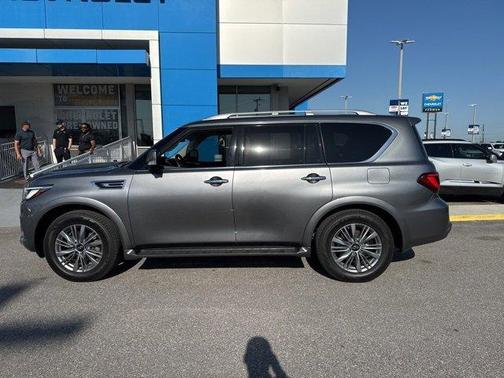 2021 INFINITI QX80 Luxe