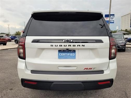 2023 Chevrolet Suburban RST
