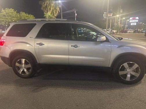 2011 GMC Acadia SLT