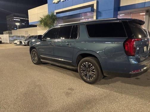 2025 GMC Yukon XL Elevation