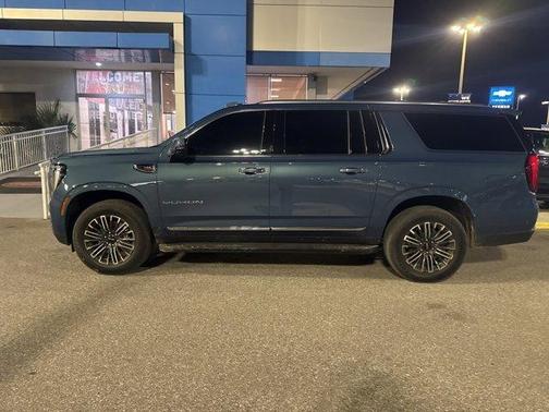 2025 GMC Yukon XL Elevation