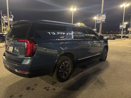 2025 GMC Yukon XL Elevation