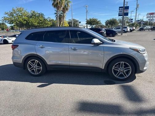 2017 Hyundai SANTA FE SE Ultimate