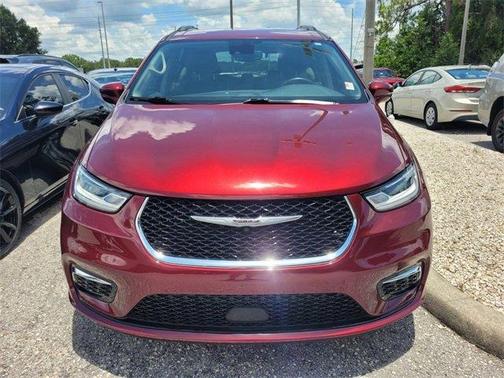 2022 Chrysler Pacifica Touring-L
