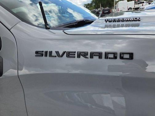 Slate Gray Metallic 2025 Chevrolet Silverado 1500 Custom