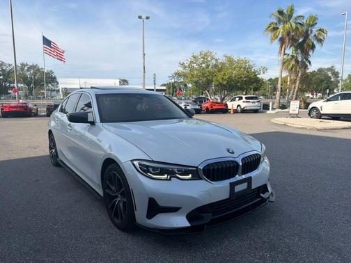 Mineral White Metallic 2019 BMW 330 i xDrive