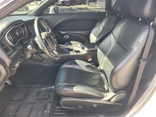 2015 Dodge Challenger SXT Plus