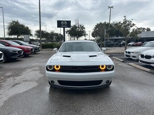 2015 Dodge Challenger SXT Plus