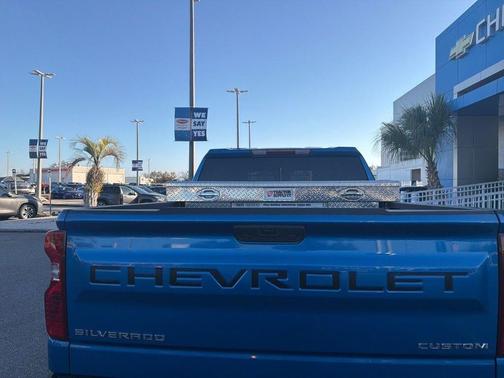 Glacier Blue Metallic 2023 Chevrolet Silverado 1500 Custom