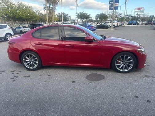 2022 Alfa Romeo Giulia Ti