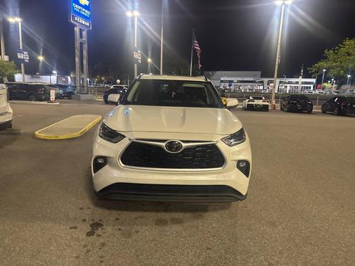 2021 Toyota Highlander XLE