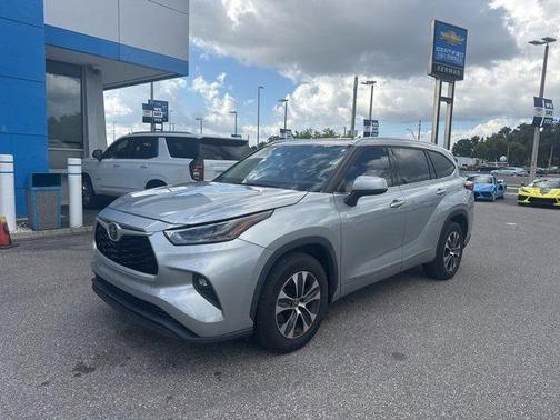 2021 Toyota Highlander XLE