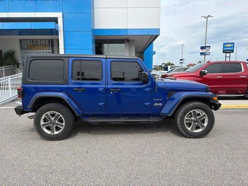 Ocean Blue Metallic 2018 Jeep Wrangler Unlimited Sahara