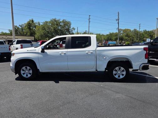 Summit White 2025 Chevrolet Silverado 1500 LT