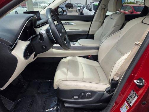 2023 Genesis GV70 2.5T