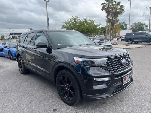 2021 Ford Explorer ST