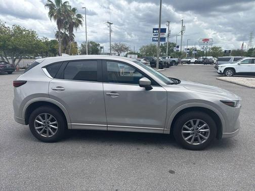 Platinum 2025 Mazda CX-5 2.5 S Select Package