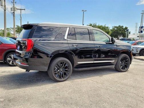 2025 GMC Yukon Elevation