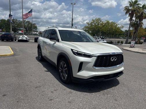 Majestic White 2023 INFINITI QX60 Luxe