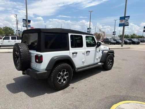 Bright White Clearcoat 2018 Jeep Wrangler Unlimited Sport
