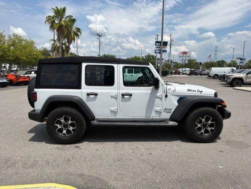 Bright White Clearcoat 2018 Jeep Wrangler Unlimited Sport
