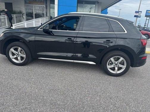 2024 Audi Q5 40 Premium