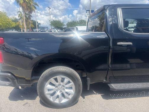 Black 2022 Chevrolet Silverado 1500 Limited Custom