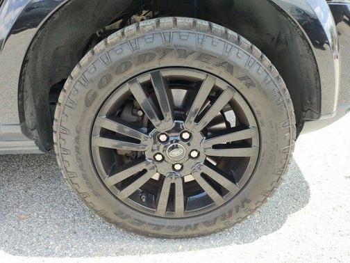 2016 Land Rover LR4 Base