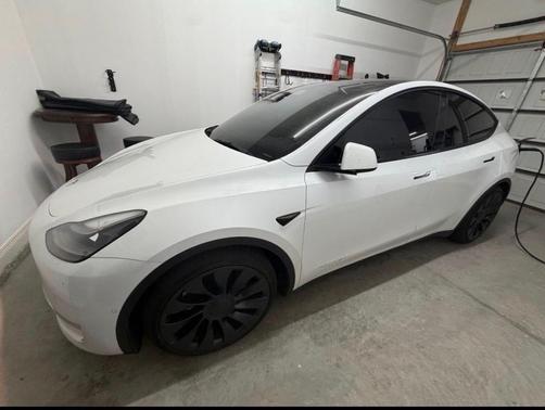 White 2022 Tesla Model Y Performance