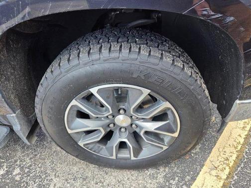 Dark Ash Metallic 2024 Chevrolet Silverado 1500 LT