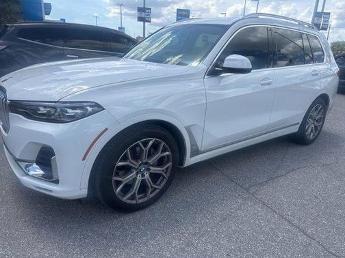 Alpine White 2021 BMW X7 xDrive40i