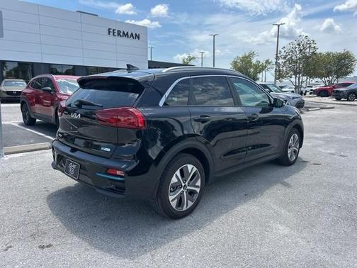 2022 Kia Niro EV EX Premium