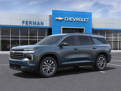2025 Chevrolet Traverse LT