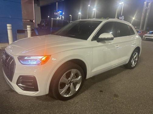 2021 Audi Q5 40 Premium Plus