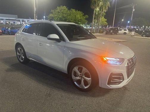 2021 Audi Q5 40 Premium Plus