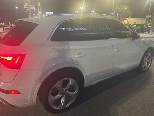 2021 Audi Q5 40 Premium Plus