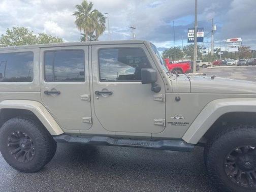 2017 Jeep Wrangler Unlimited Sahara