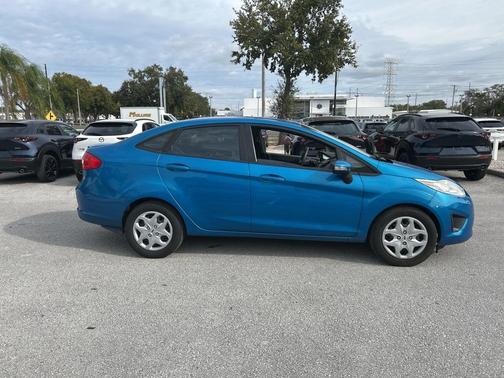 2013 Ford Fiesta SE