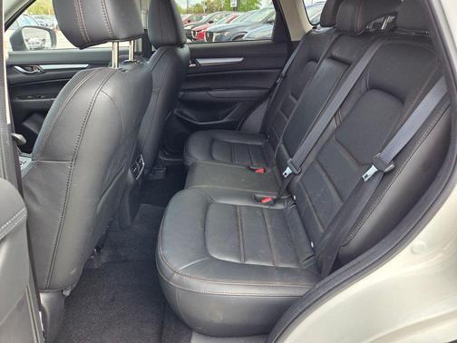 2023 Mazda CX-5 2.5 S Preferred Package