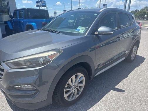 2017 Hyundai TUCSON SE Plus