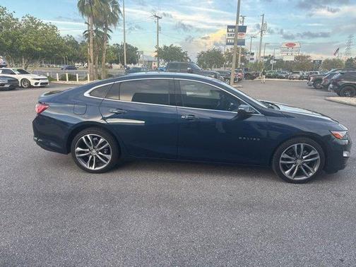 2022 Chevrolet Malibu Premier