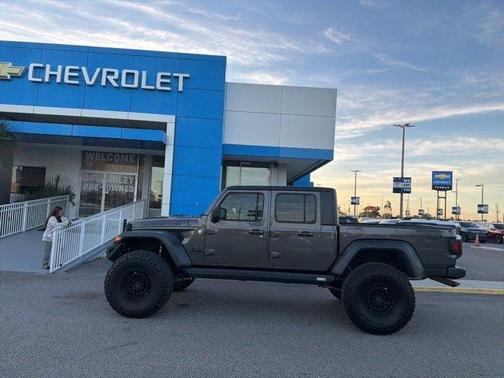 2020 Jeep Gladiator Sport