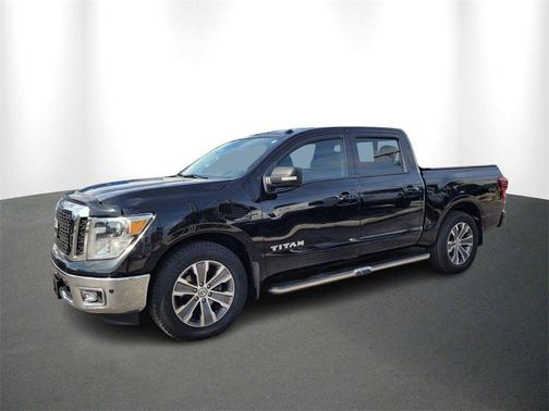 2017 Nissan Titan SL
