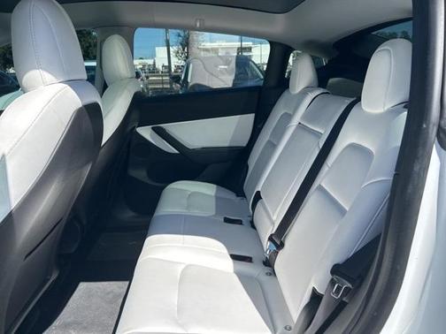 2021 Tesla Model Y Standard Range
