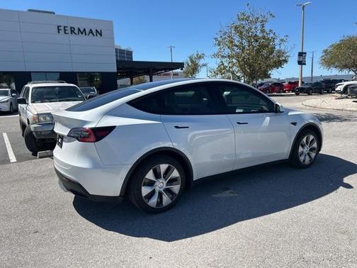 2021 Tesla Model Y Standard Range