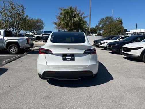 2021 Tesla Model Y Standard Range