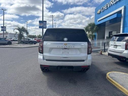 2023 Chevrolet Suburban High Country