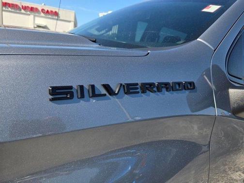 Sterling Gray Metallic 2024 Chevrolet Silverado 1500 Custom