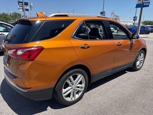 Orange Burst Metallic 2018 Chevrolet Equinox Premier w/1LZ