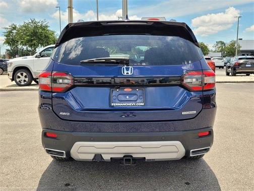 2025 Honda Pilot Touring